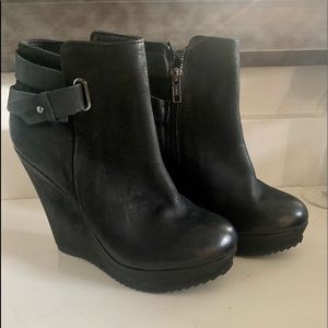 Aldo Leather Bootie